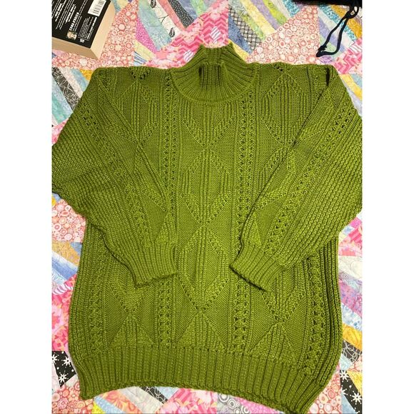 Olive Open Knit Heritage Cable Mockneck Sweater, OS. Balloonsleeves - Picture 4 of 8